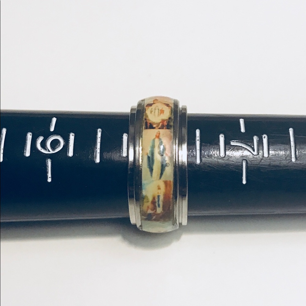 Fashion Ring Christian Catholic Religious Size 8 - Picture 4 of 4